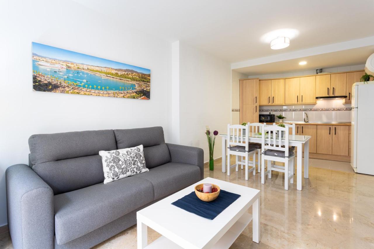 Holidays2Malaga Capuchinos French Balconies, Private Parking, Wifi & Air Con מראה חיצוני תמונה